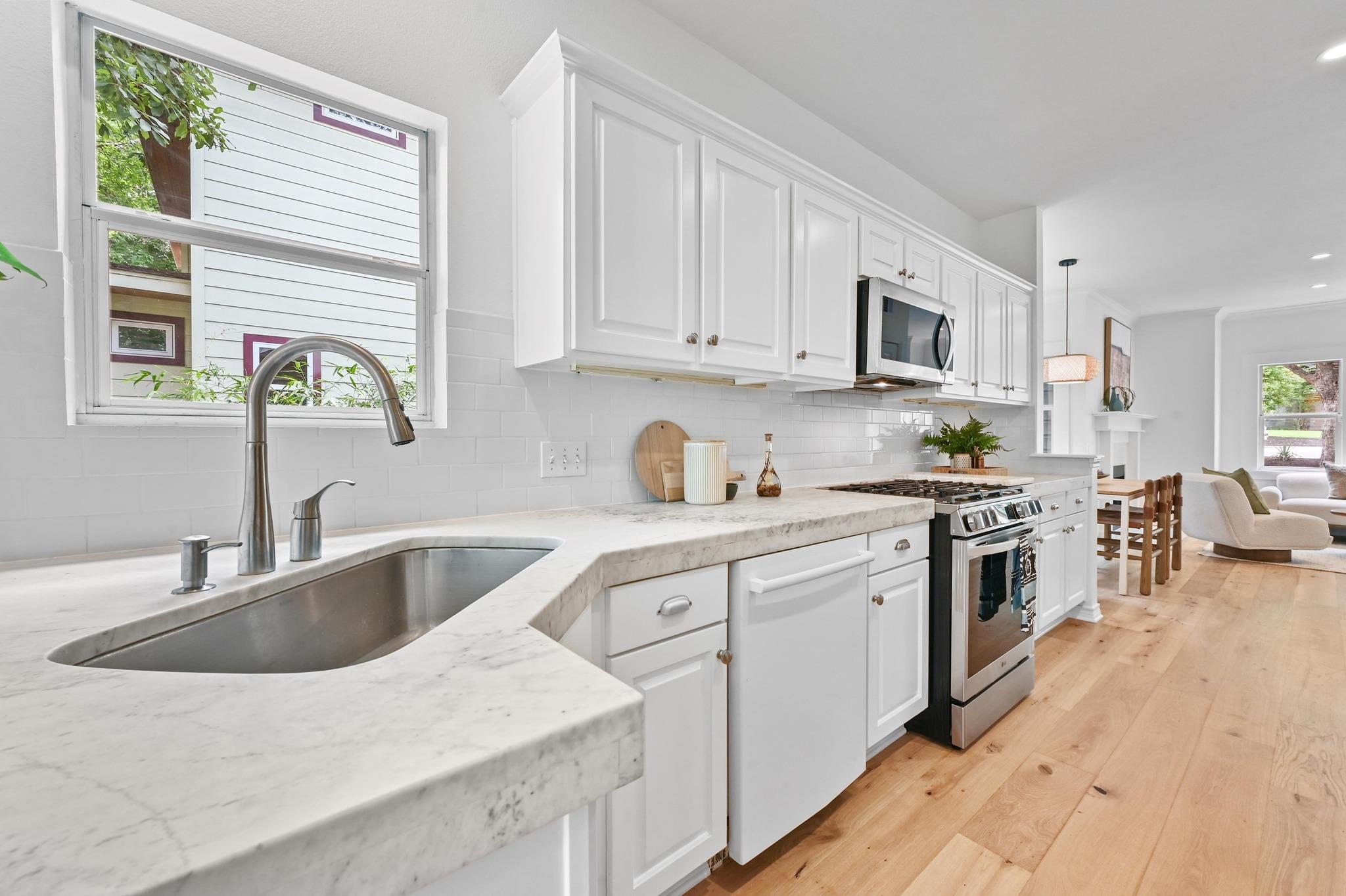803 Jessie St, Austin, TX 78704