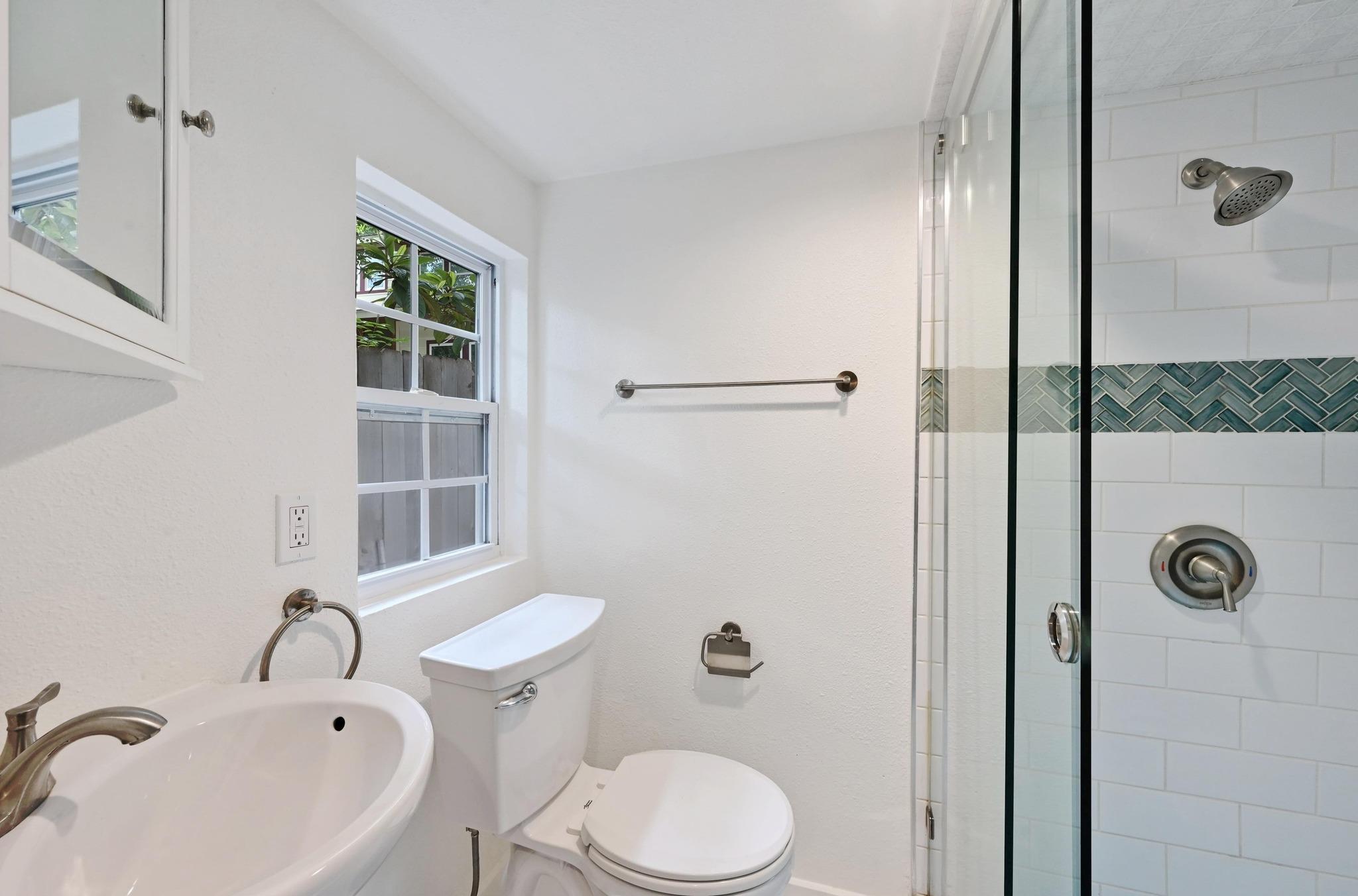 803 Jessie St, Austin, TX 78704