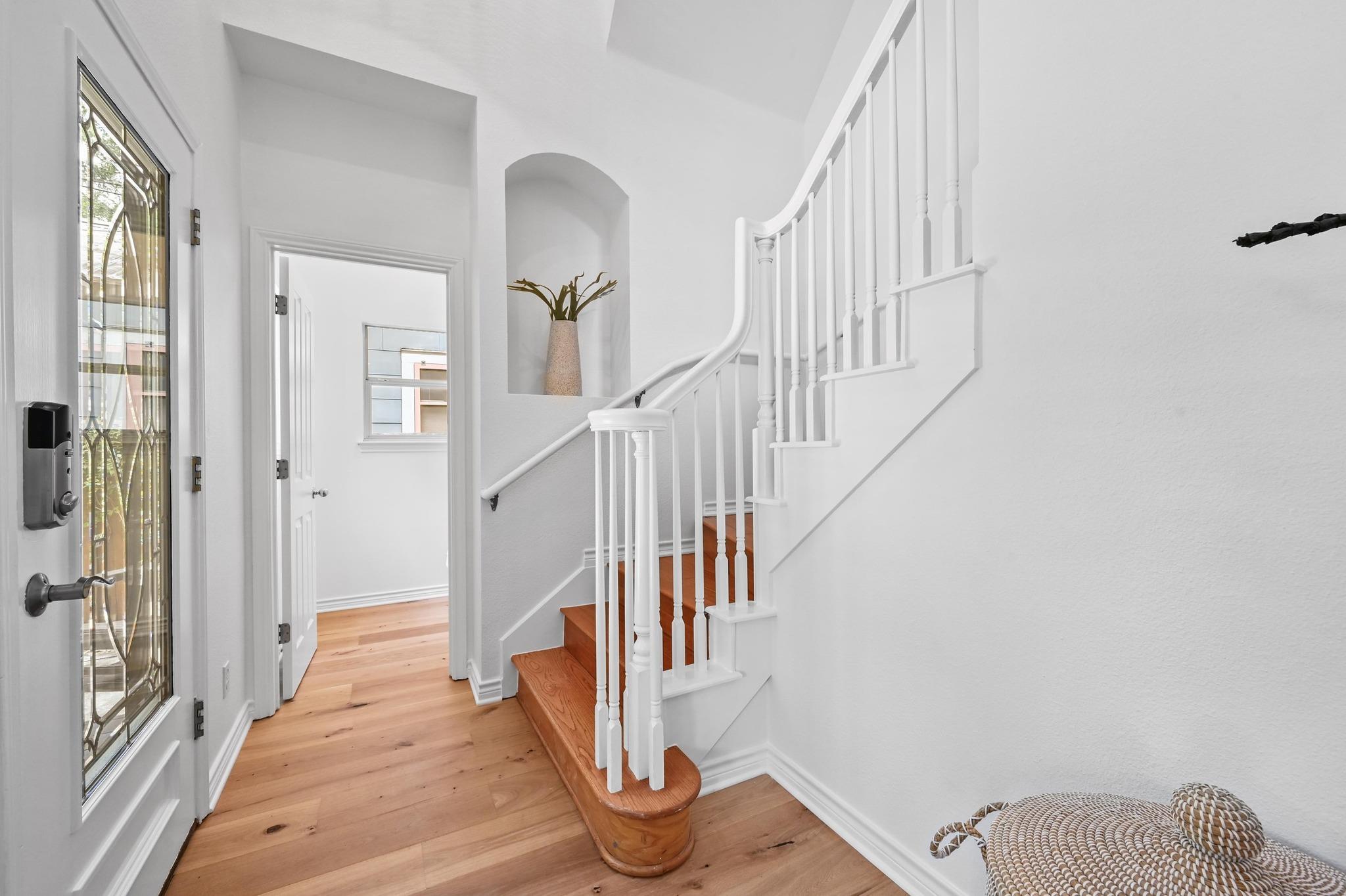 803 Jessie St, Austin, TX 78704