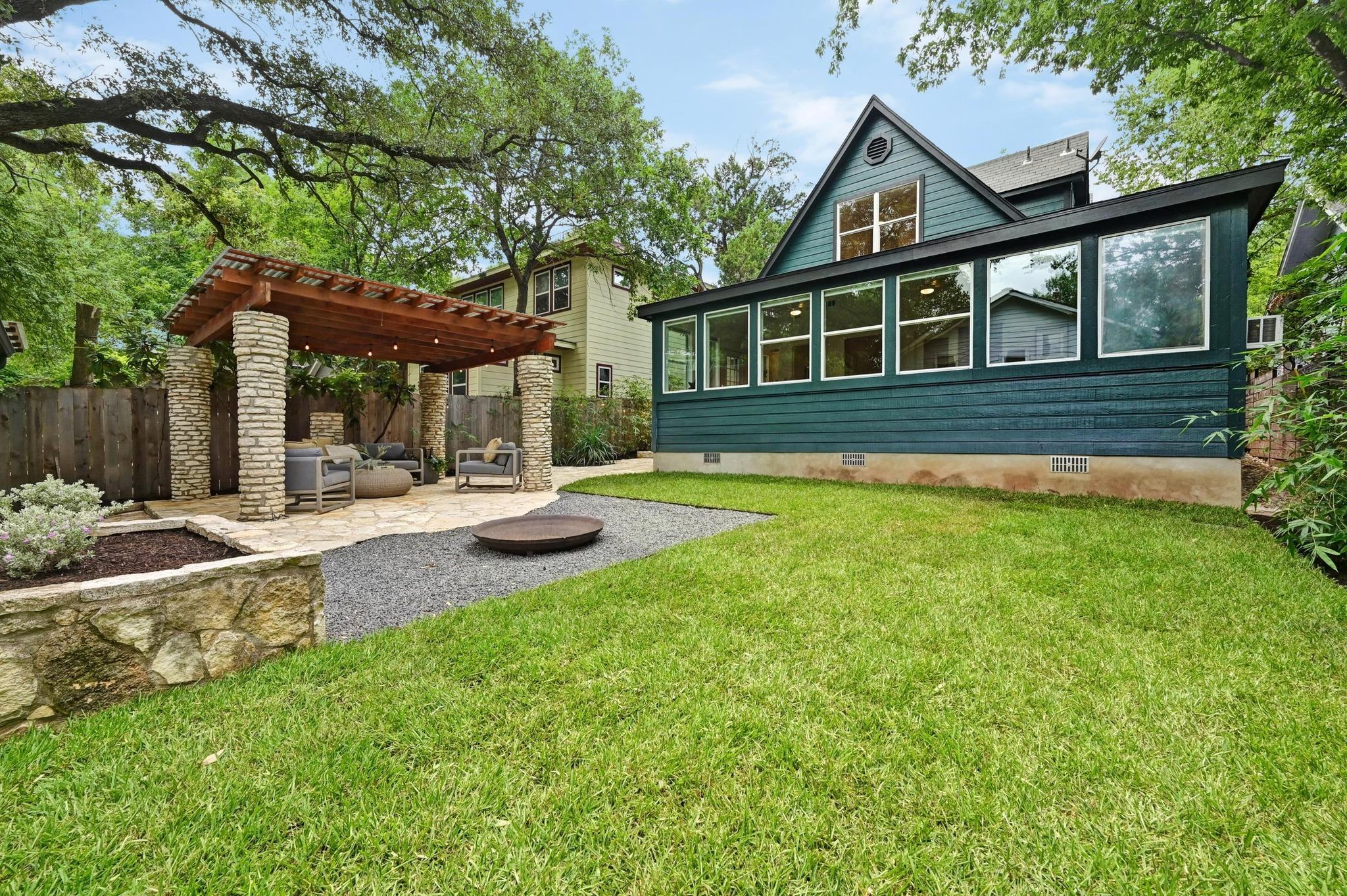 803 Jessie St, Austin, TX 78704