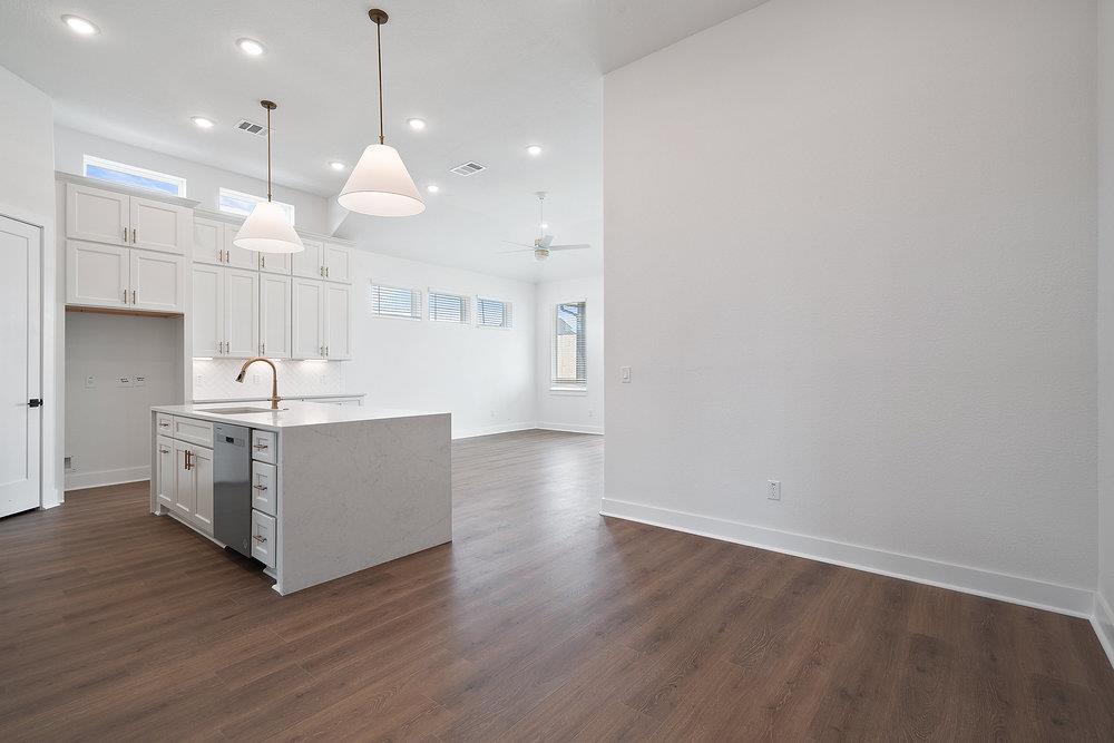 12104 Fennec Way, Austin, TX 78758