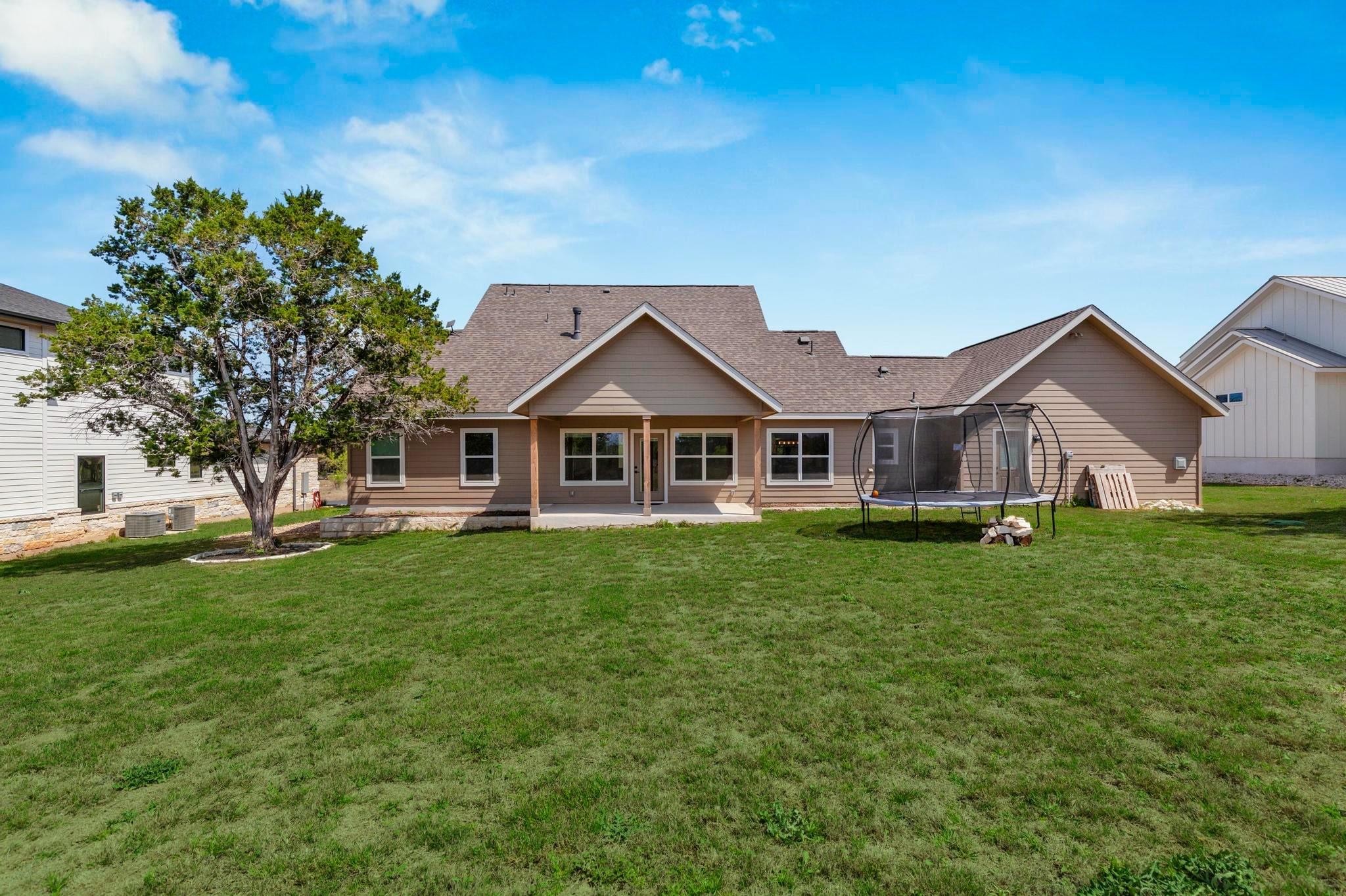 414 Wesley Ridge Dr, Spicewood, TX 78669
