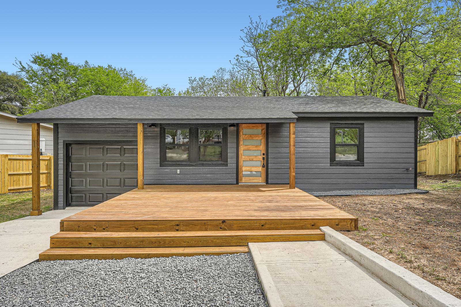 1601 N Redondo Dr, Austin, TX 78721