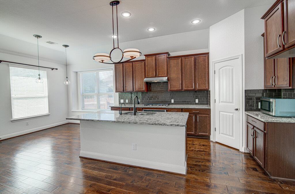 5617 Rio Chama Cv, Austin, TX 78738