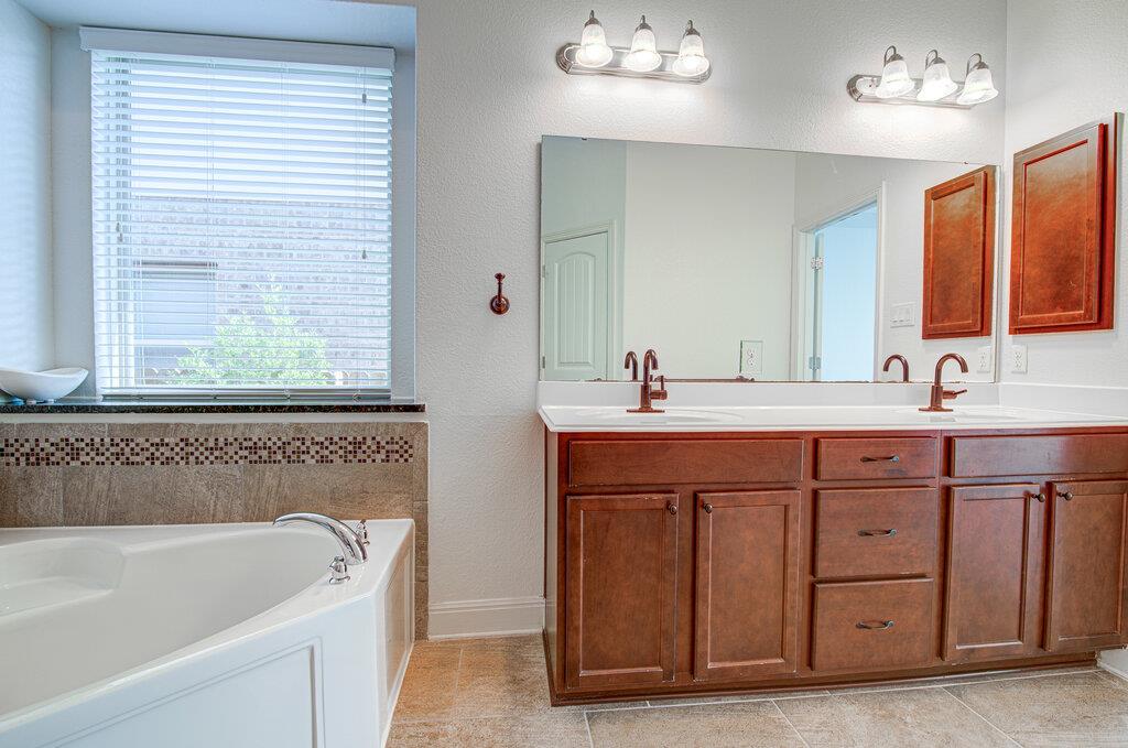 5617 Rio Chama Cv, Austin, TX 78738