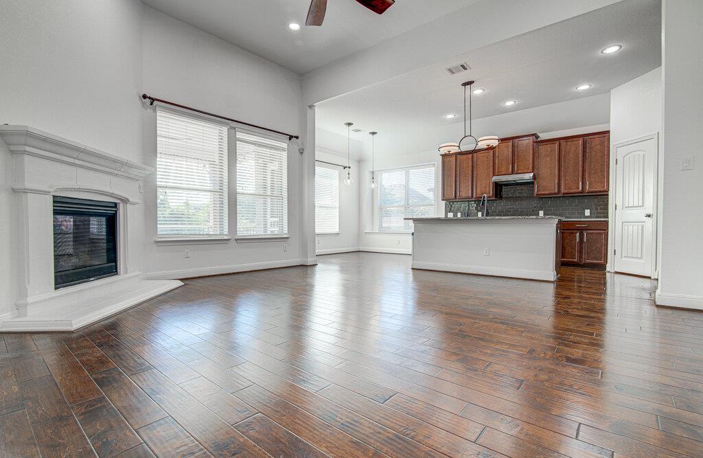 5617 Rio Chama Cv, Austin, TX 78738