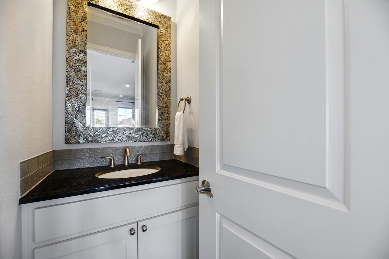 4000 Ranch Road 620 N # 1, Austin, TX 78734