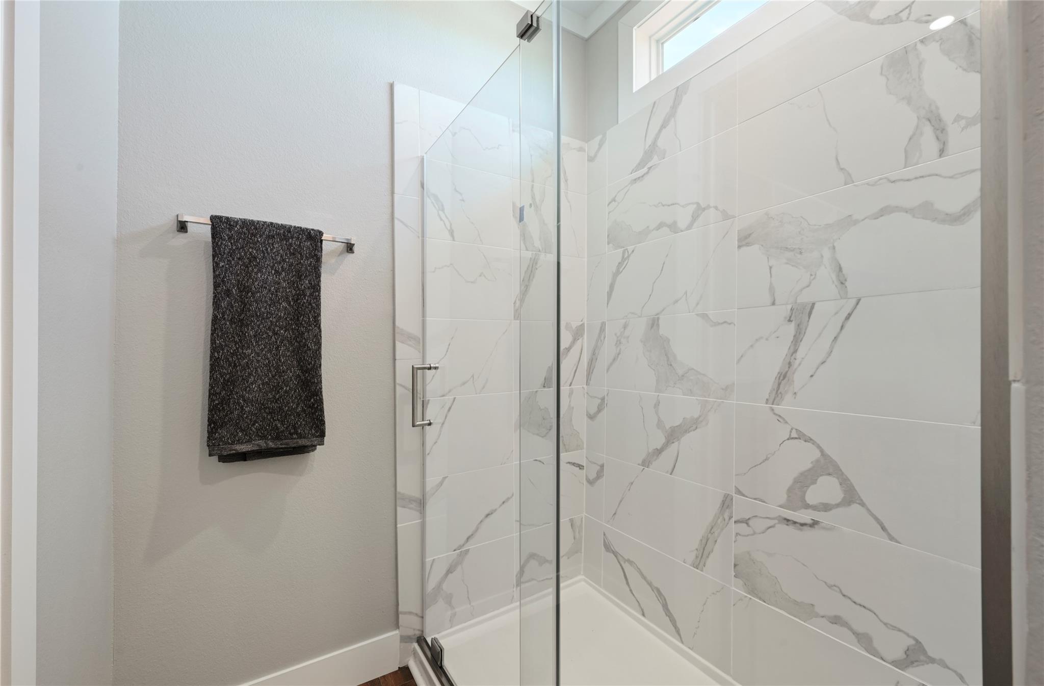 2017 Applewood Dr, Lockhart, TX 78644