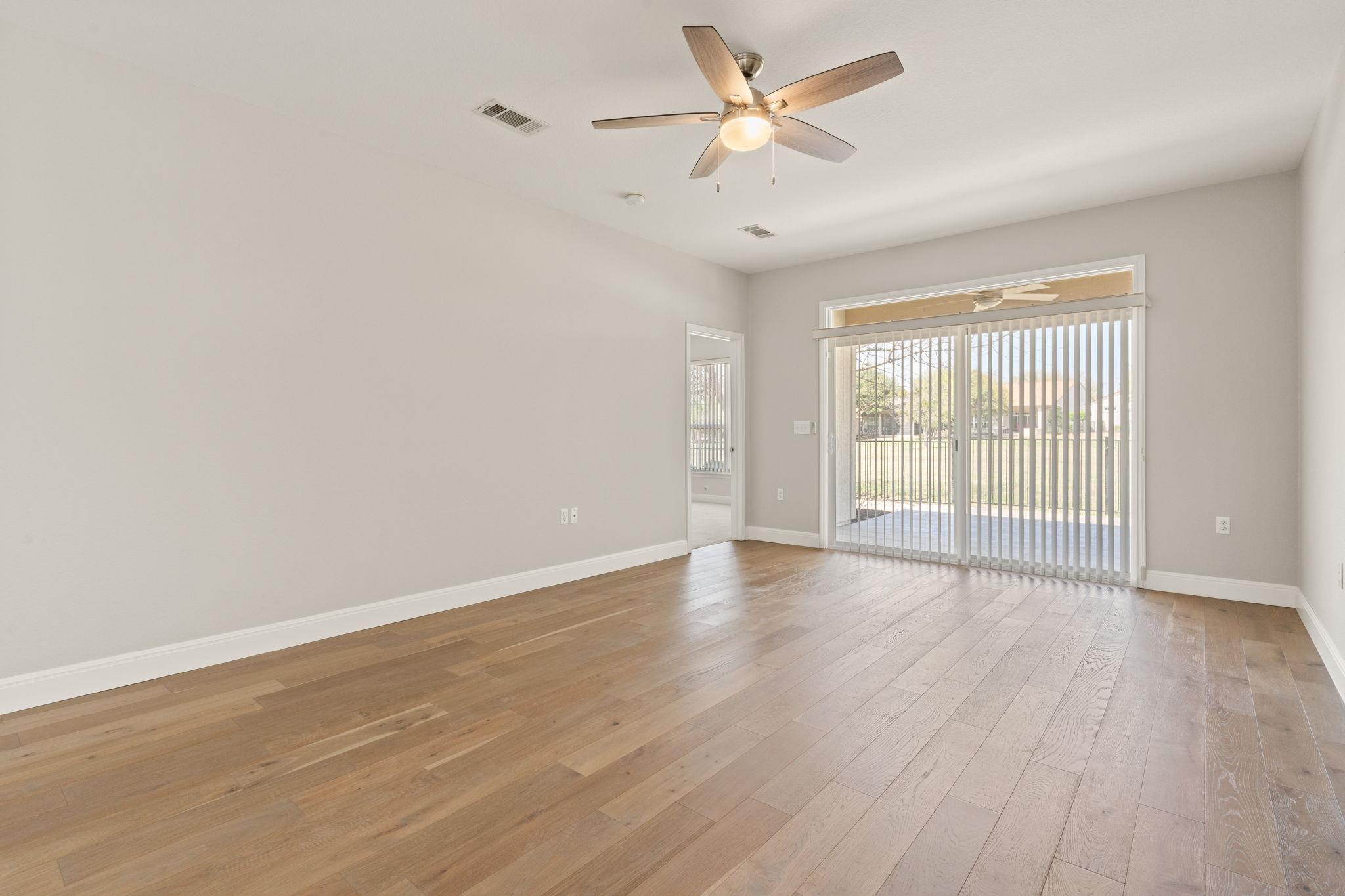 210 Crockett Loop, Georgetown, TX 78633