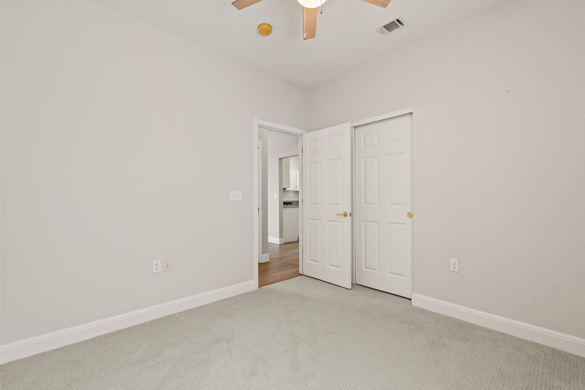 210 Crockett Loop, Georgetown, TX 78633