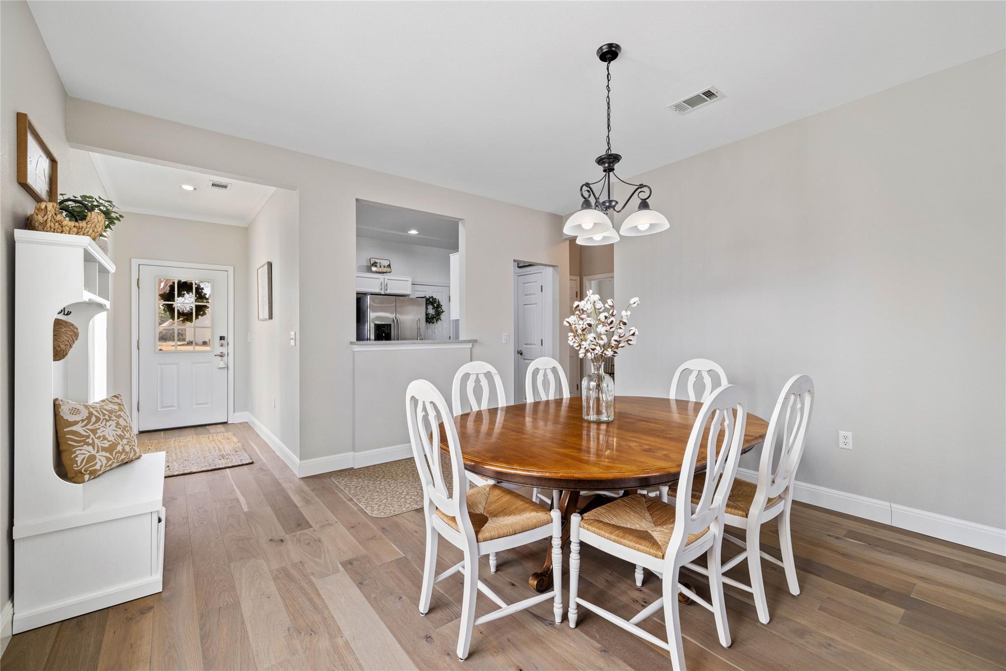 210 Crockett Loop, Georgetown, TX 78633