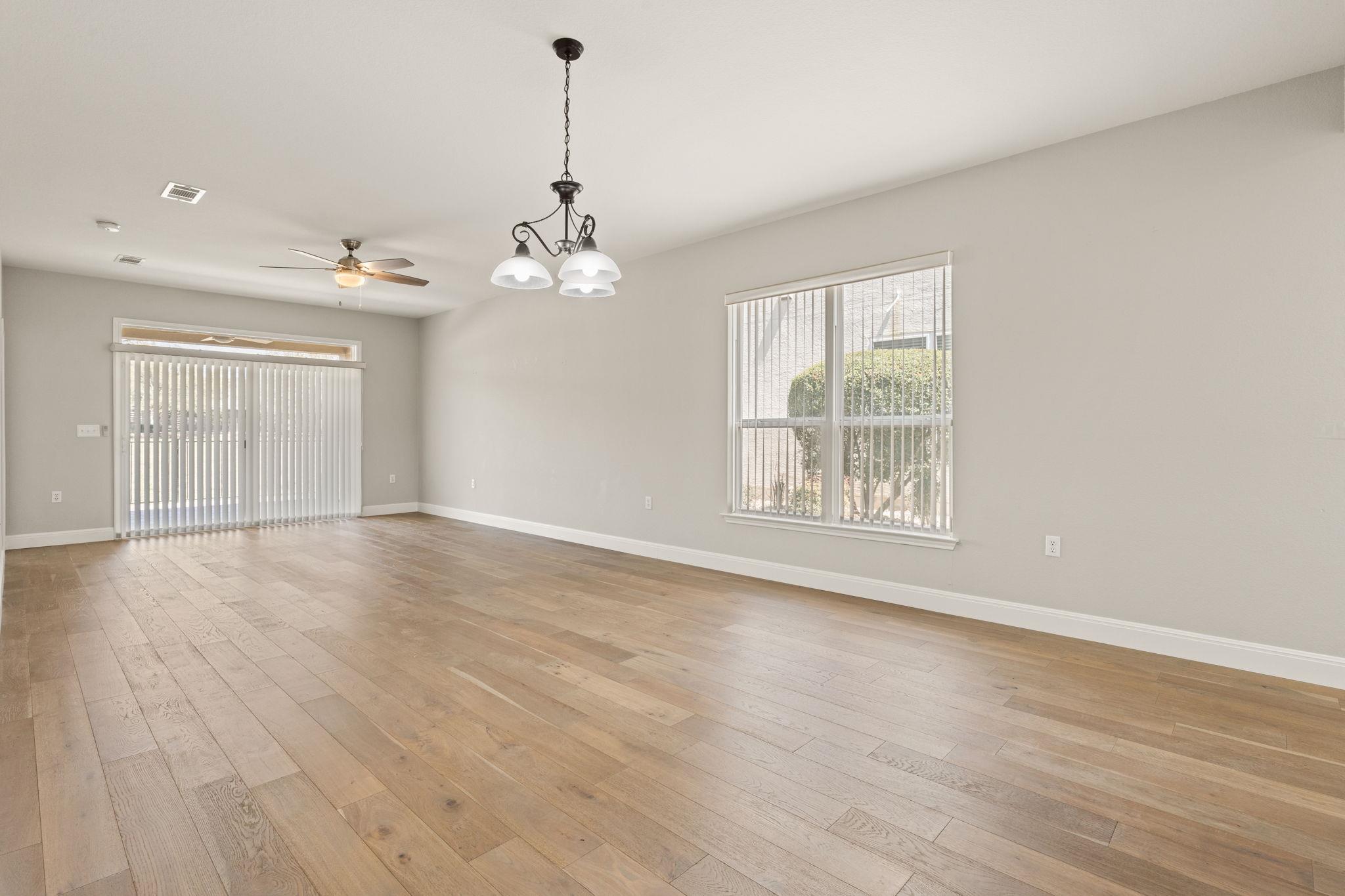 210 Crockett Loop, Georgetown, TX 78633
