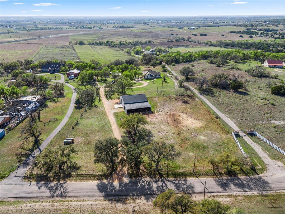 1375 County Road 156, Granger, TX 76530