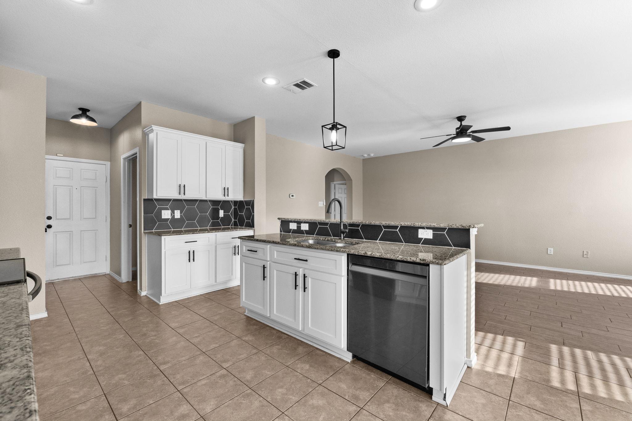 2305 Ryan Dr, Copperas Cove, TX 76522