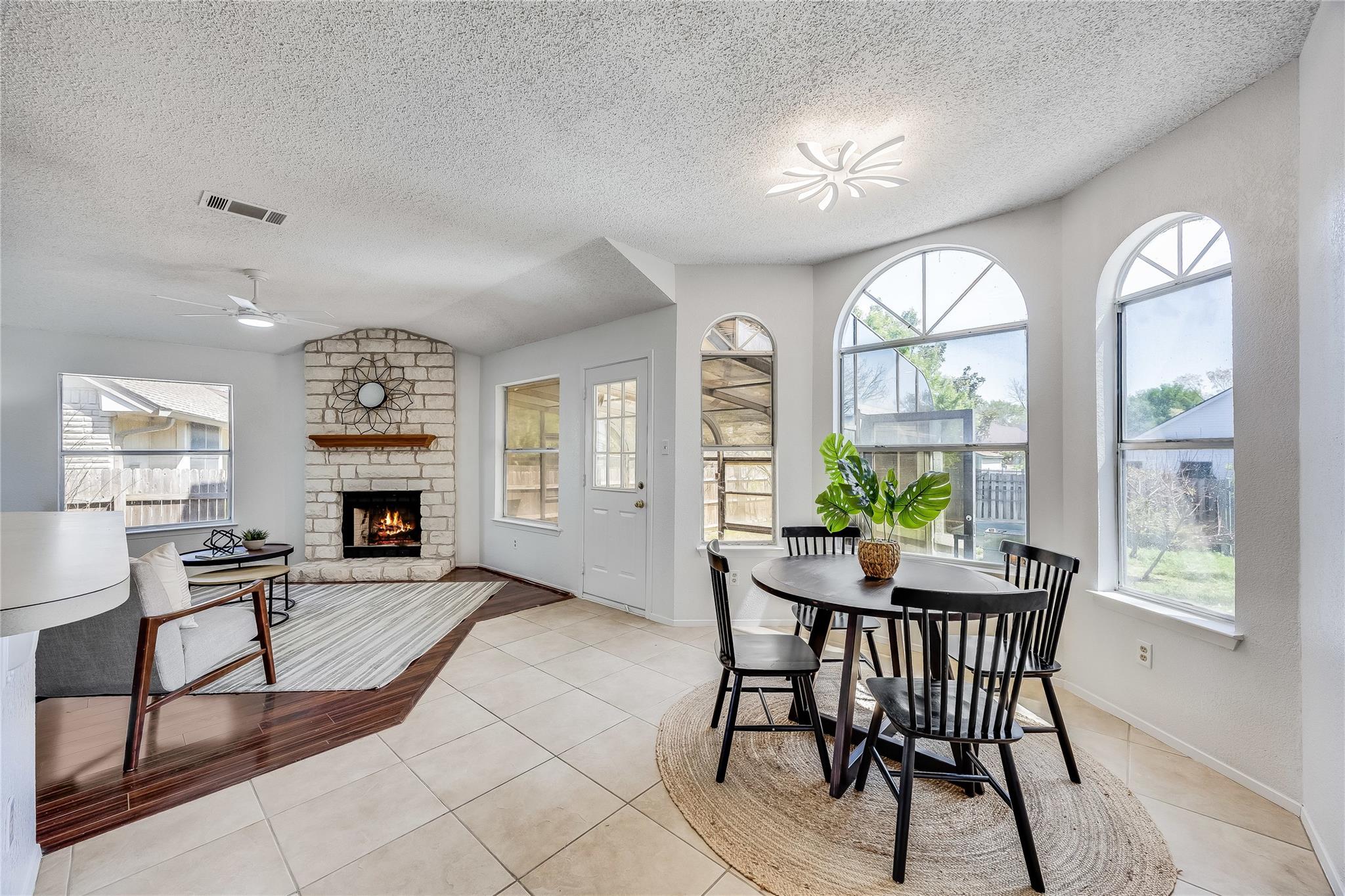 544 Tanner Trl, Pflugerville, TX 78660