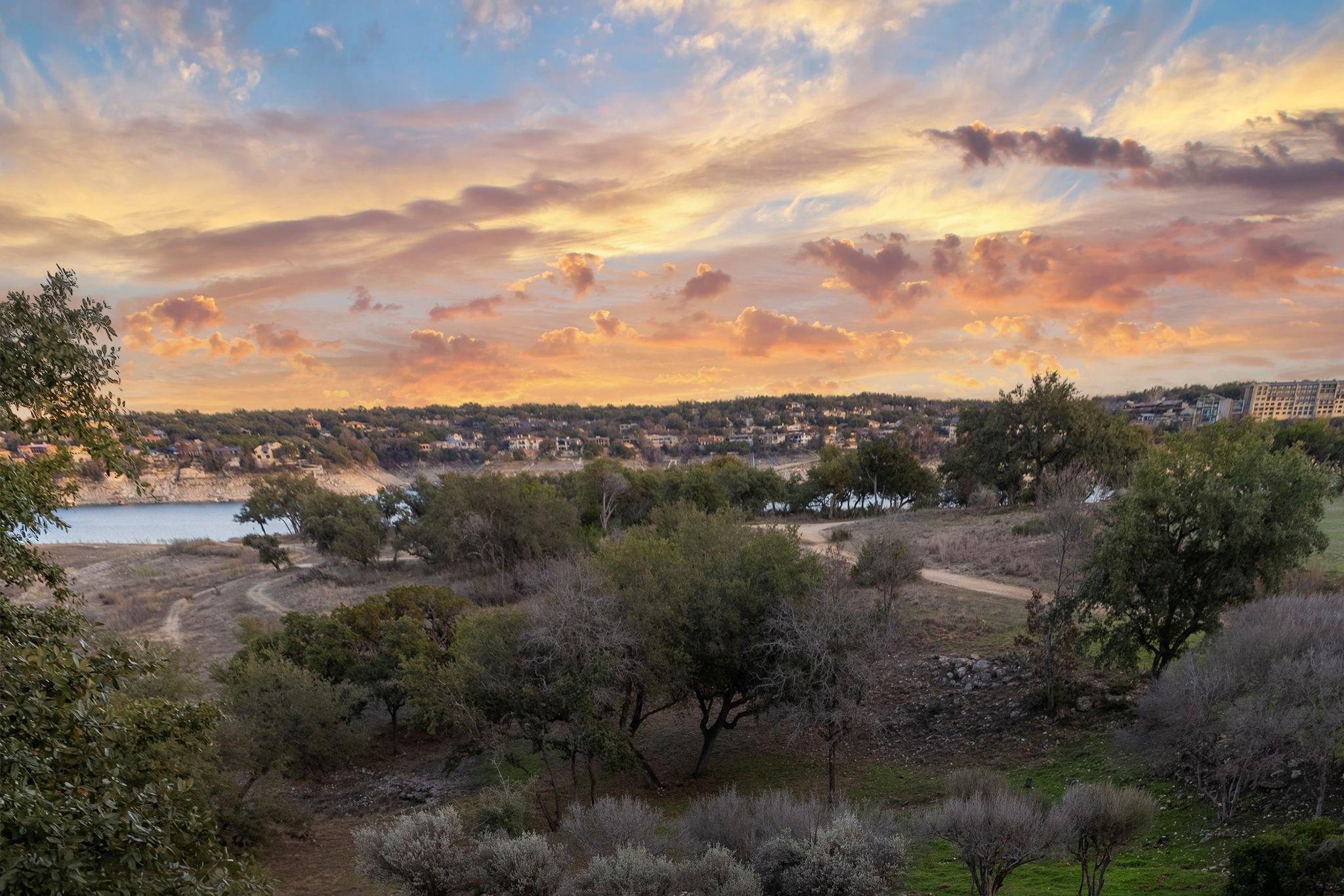 219 Venture Blvd S, Point Venture, TX 78645