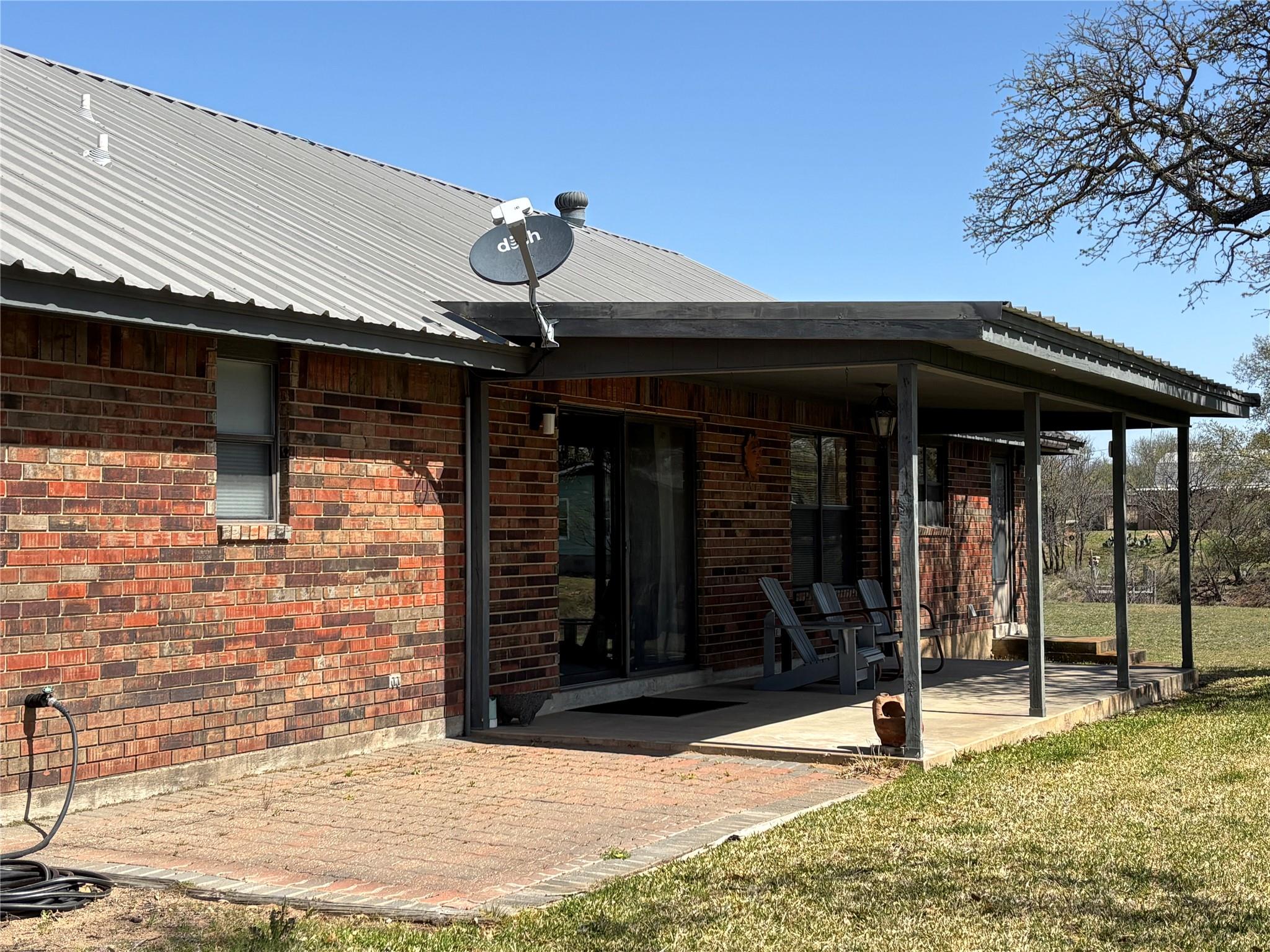 114 Shady Grove Grv, Tow, TX 78672
