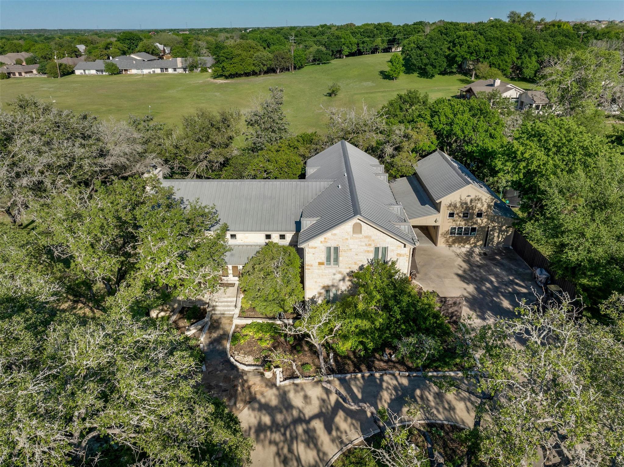 913 Southridge Rd, Salado, TX 76571