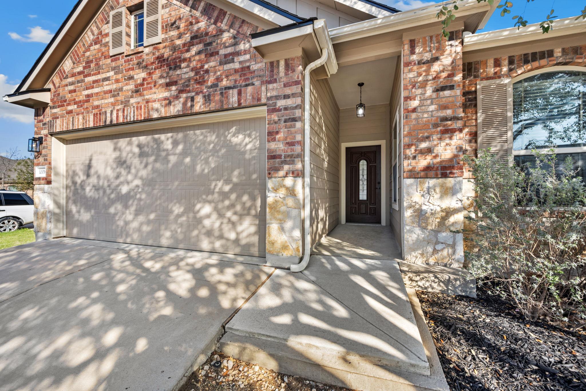 10016 Epic Knoll Dr, Austin, TX 78747