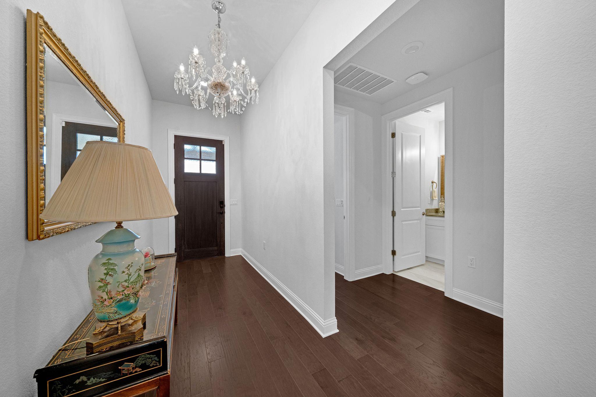 115 Twisting Crest Cv, San Marcos, TX 78666