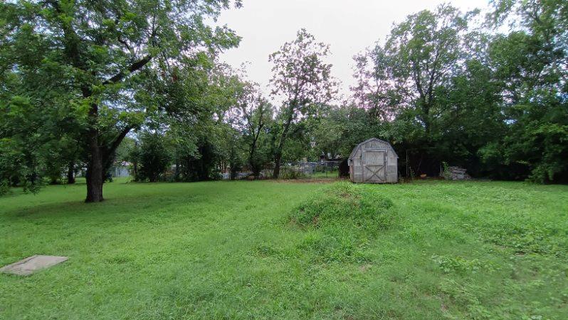 112 W Ila St, Elgin, TX 78621