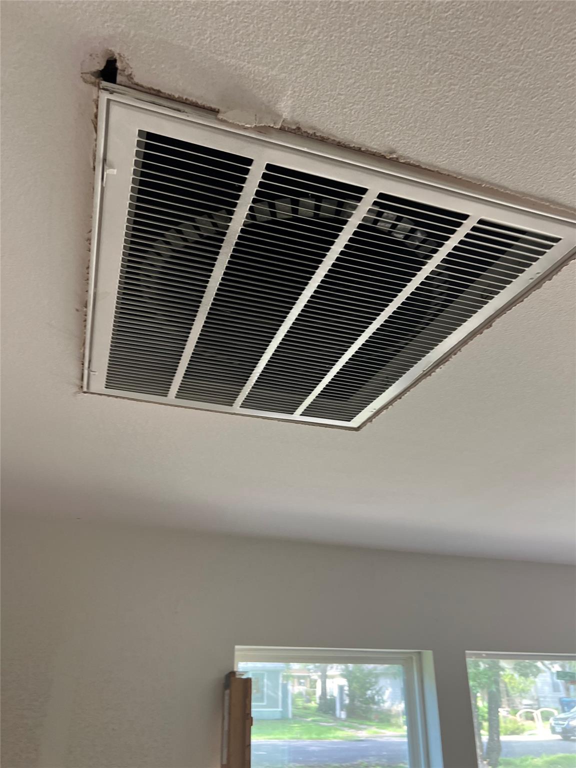 112 W Ila St, Elgin, TX 78621