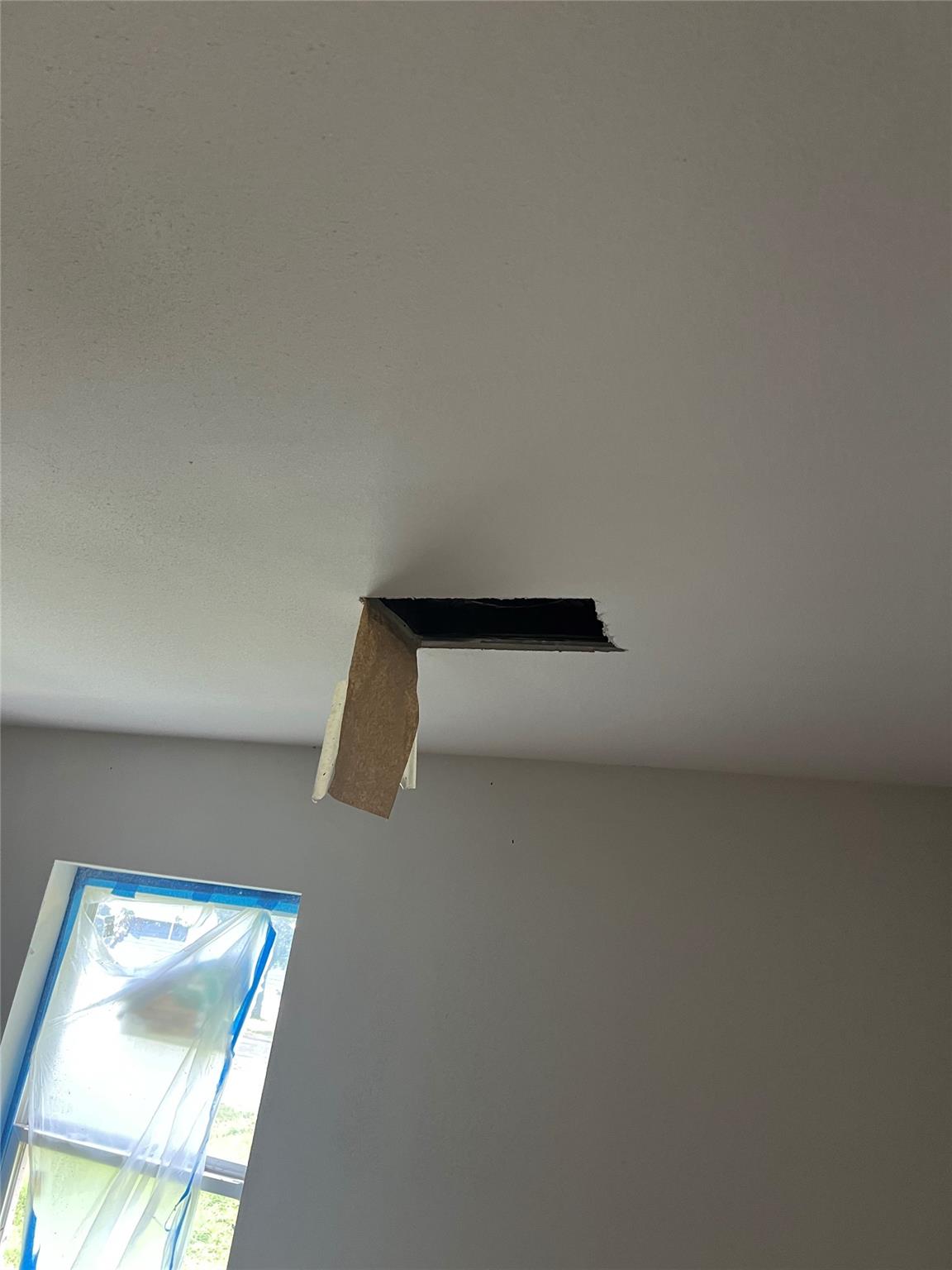 112 W Ila St, Elgin, TX 78621