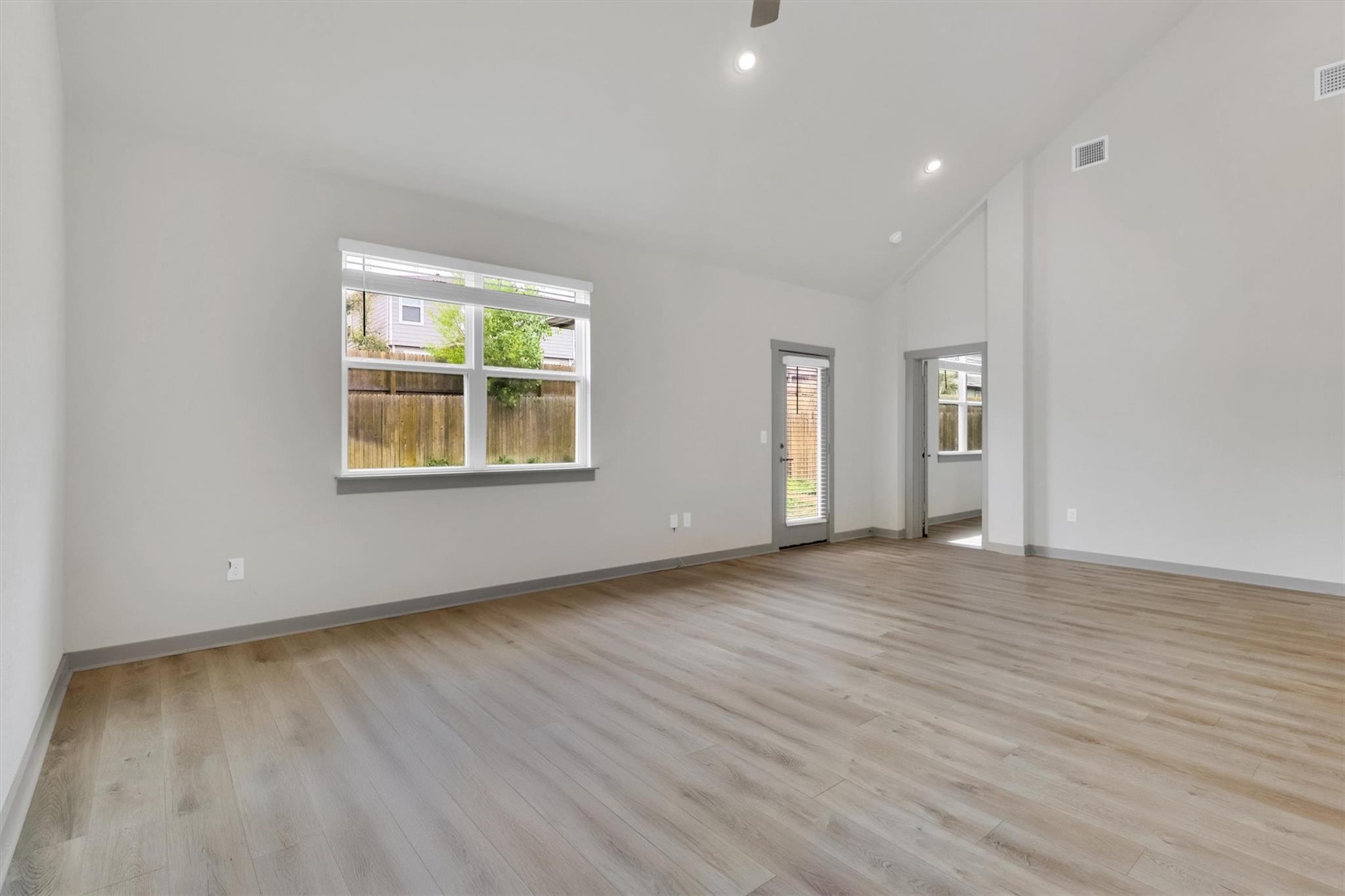 8101 City Top Blvd, Austin, TX 78724