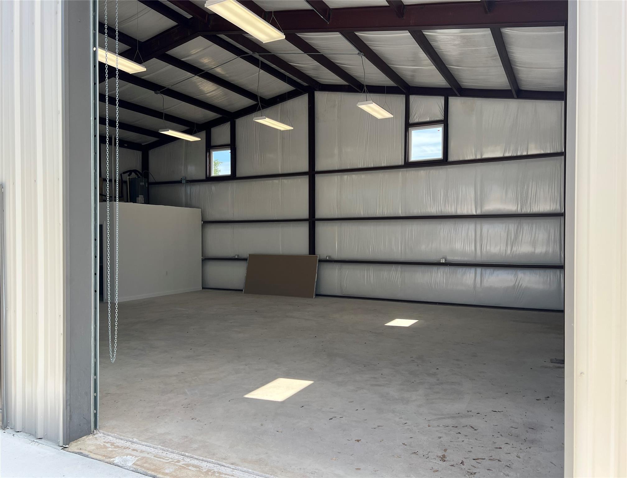 25102 WHITNEY Dr, Spicewood, TX 78669