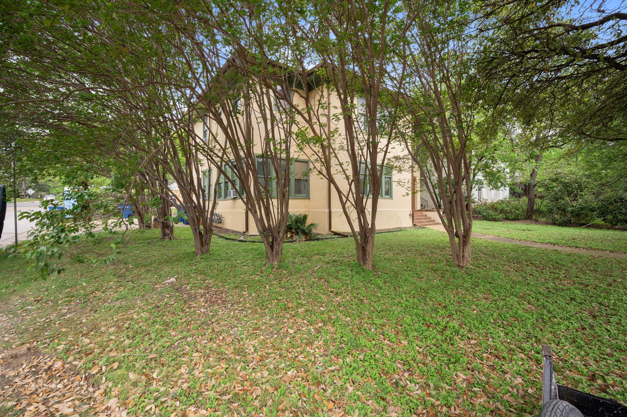 1520 Enfield Rd, Austin, TX 78703