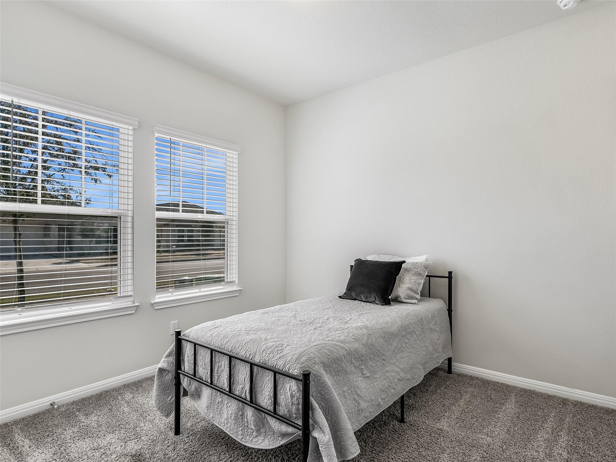 314 Durango Downs Dr, Hutto, TX 78634