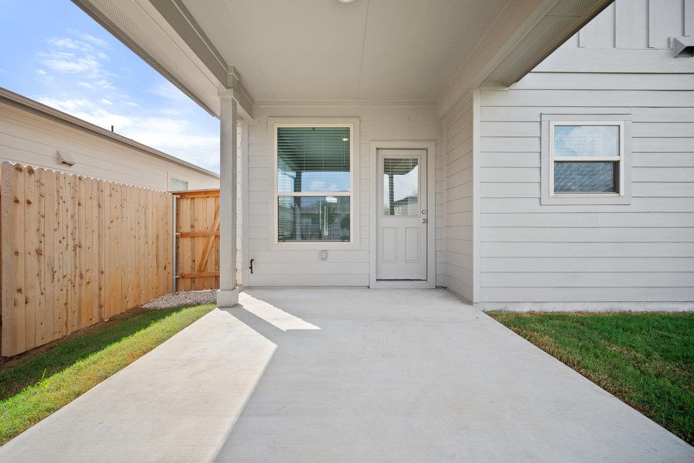 134 White Horses Dr, Kyle, TX 78640