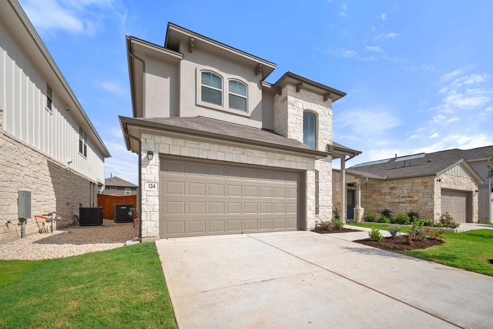 134 White Horses Dr, Kyle, TX 78640