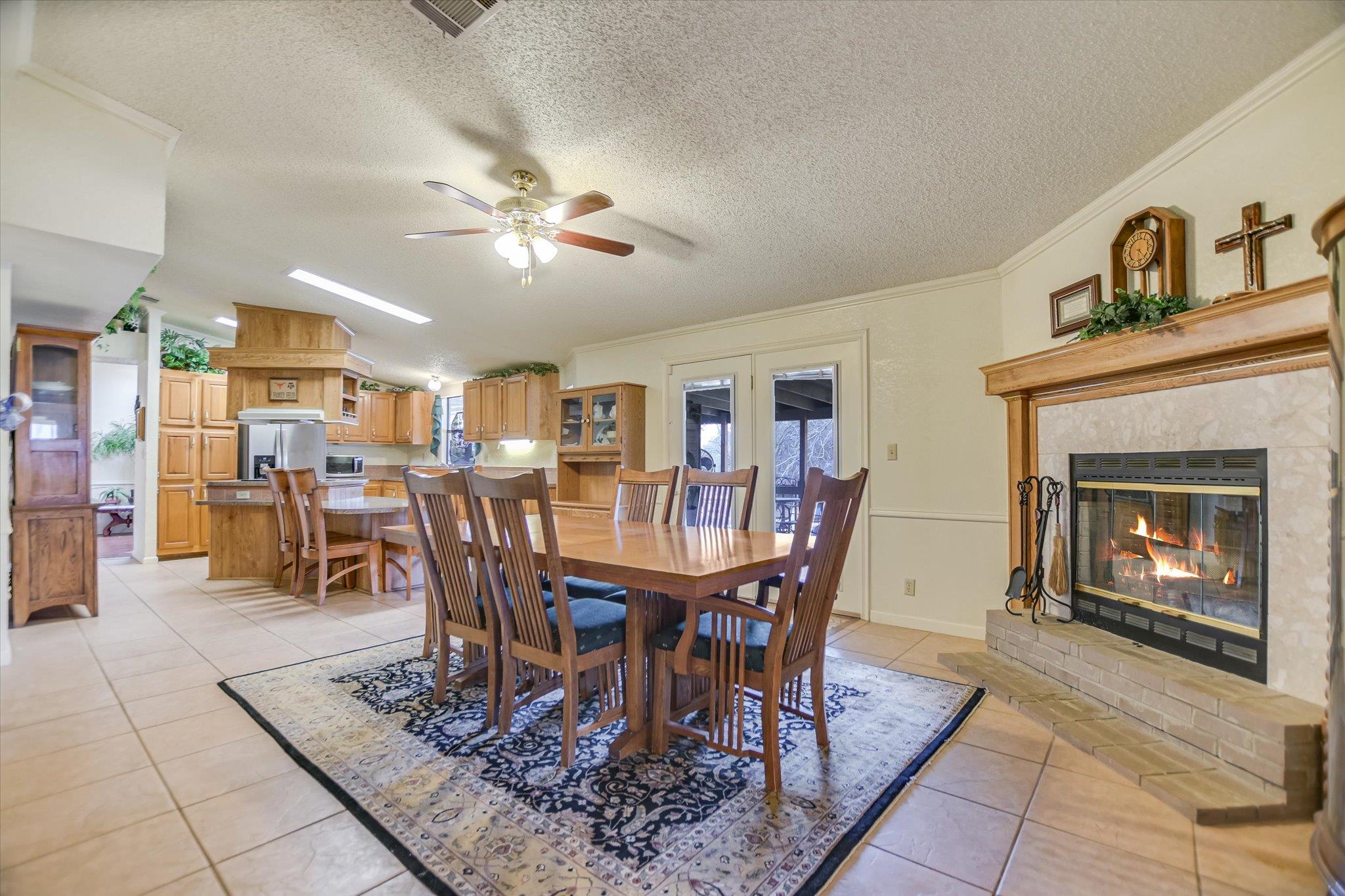 325 County Road 136C, Kingsland, TX 78639