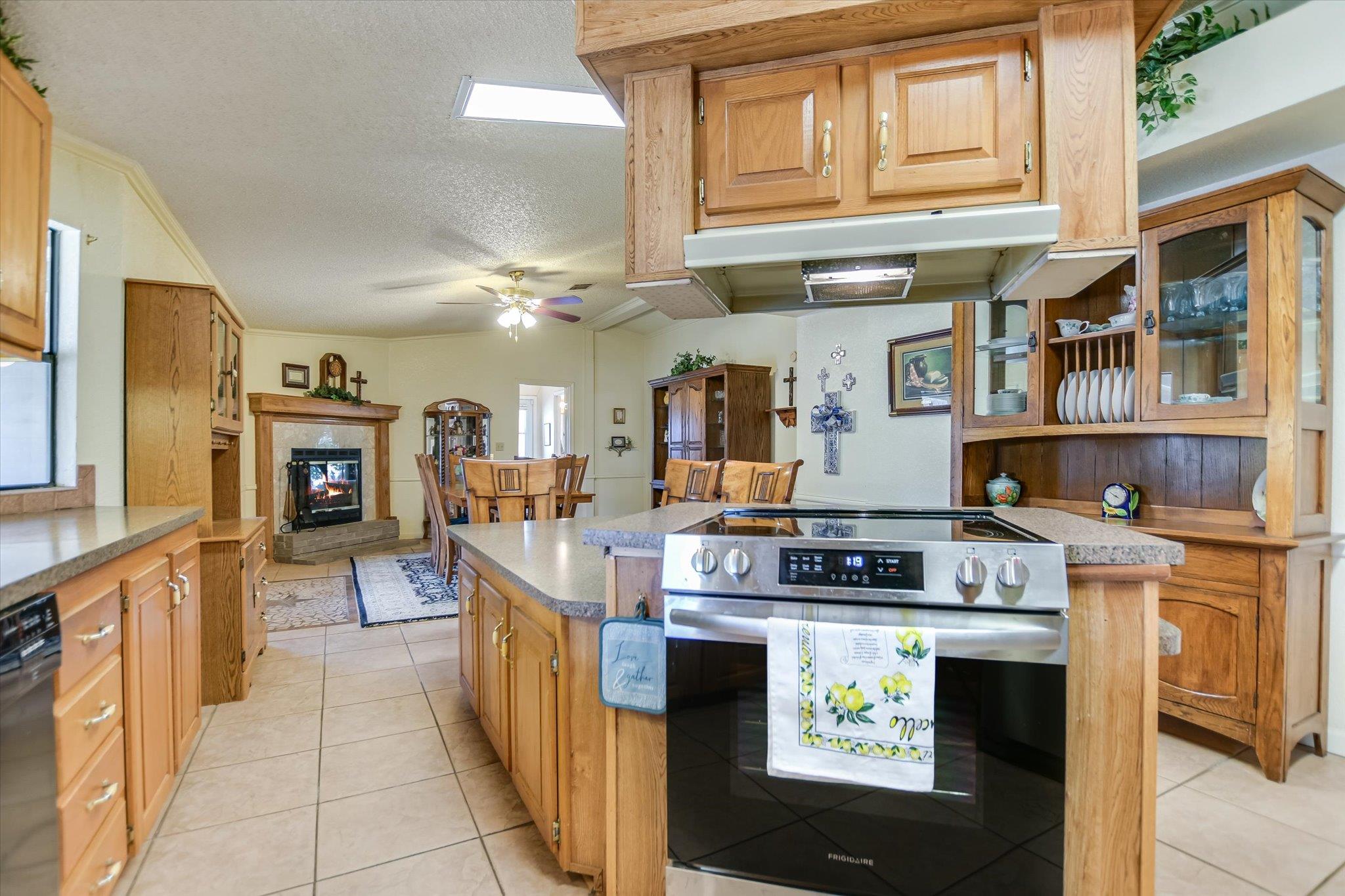 325 County Road 136C, Kingsland, TX 78639