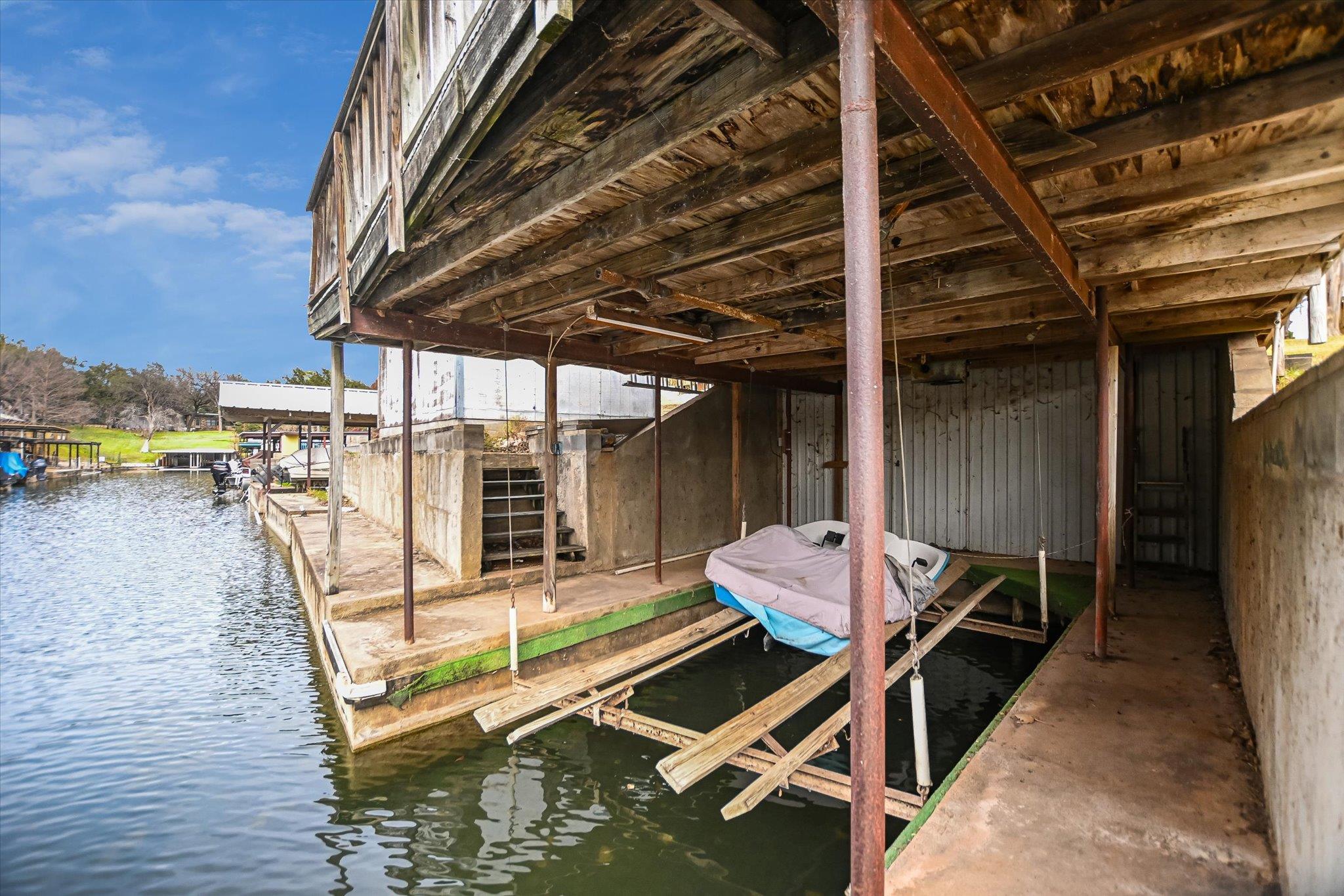 325 County Road 136C, Kingsland, TX 78639