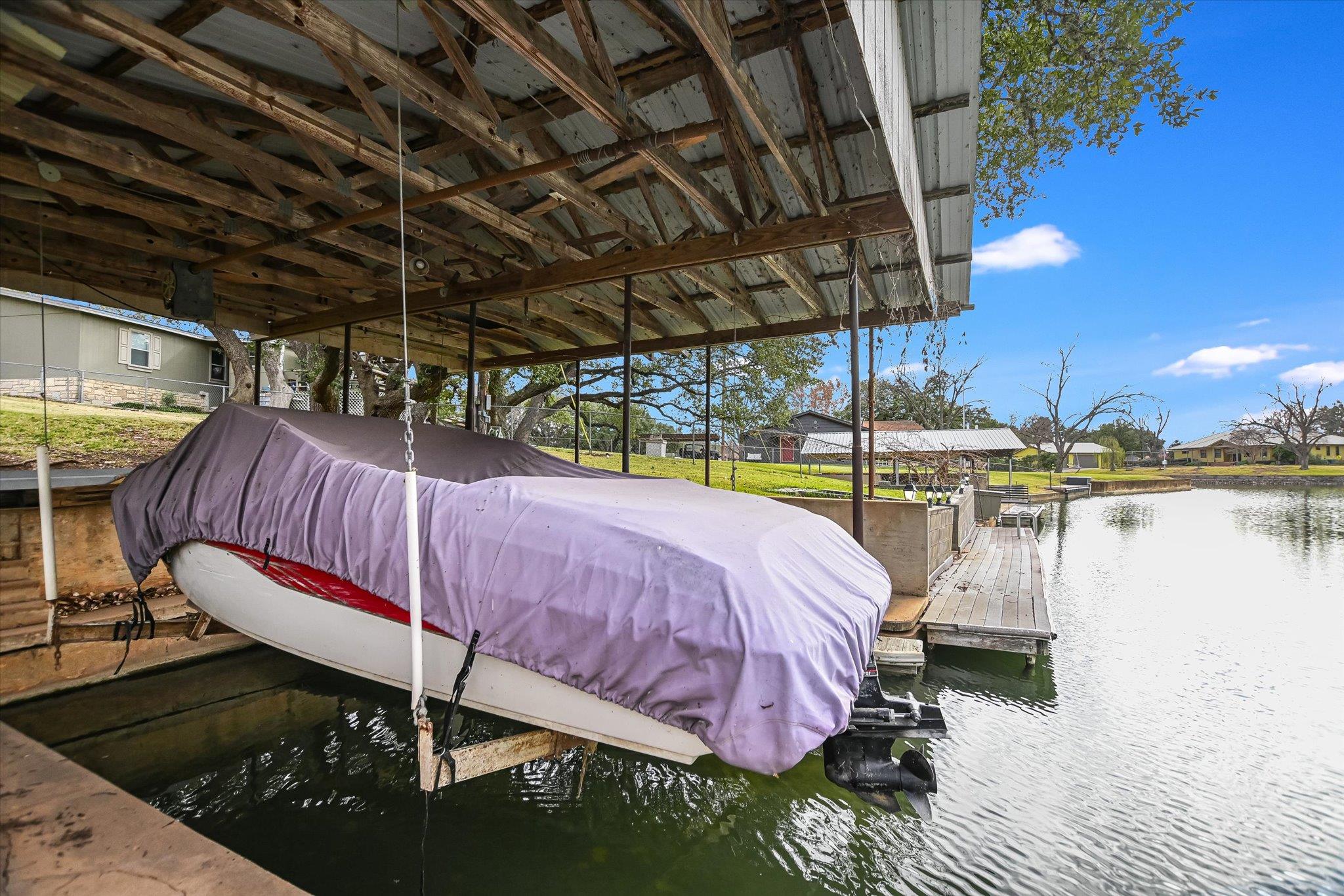 325 County Road 136C, Kingsland, TX 78639