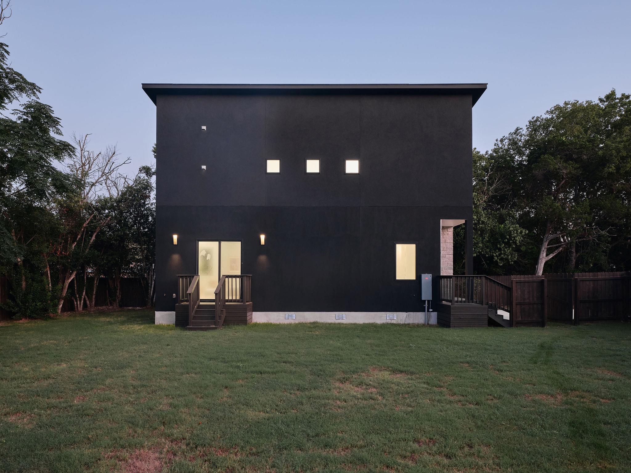 2611 Davis Ln # 2, Austin, TX 78745