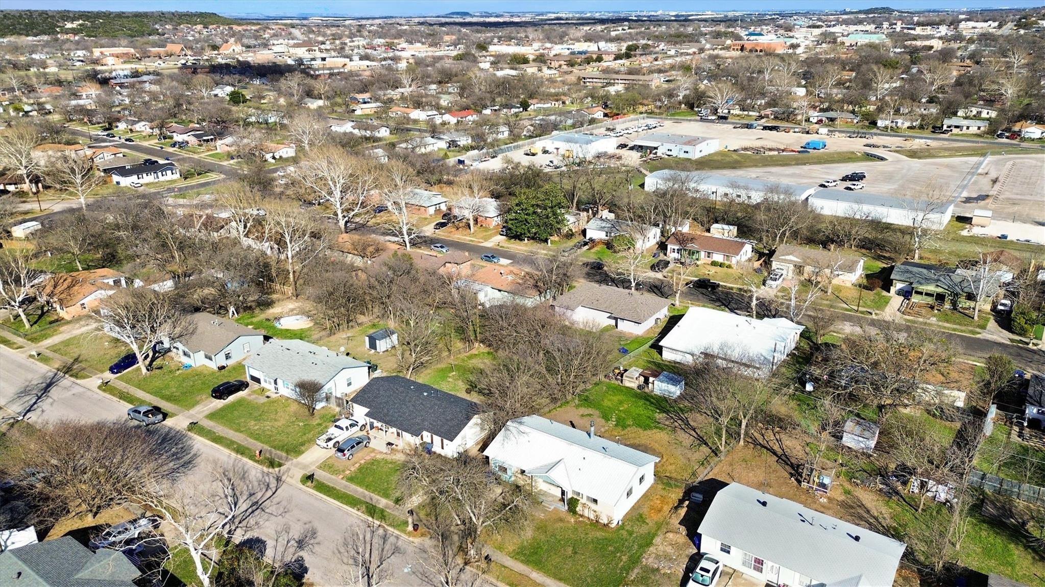 703 S 13th St, Copperas Cove, TX 76522
