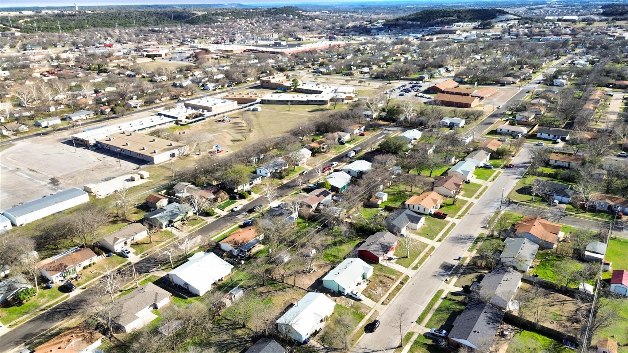 703 S 13th St, Copperas Cove, TX 76522
