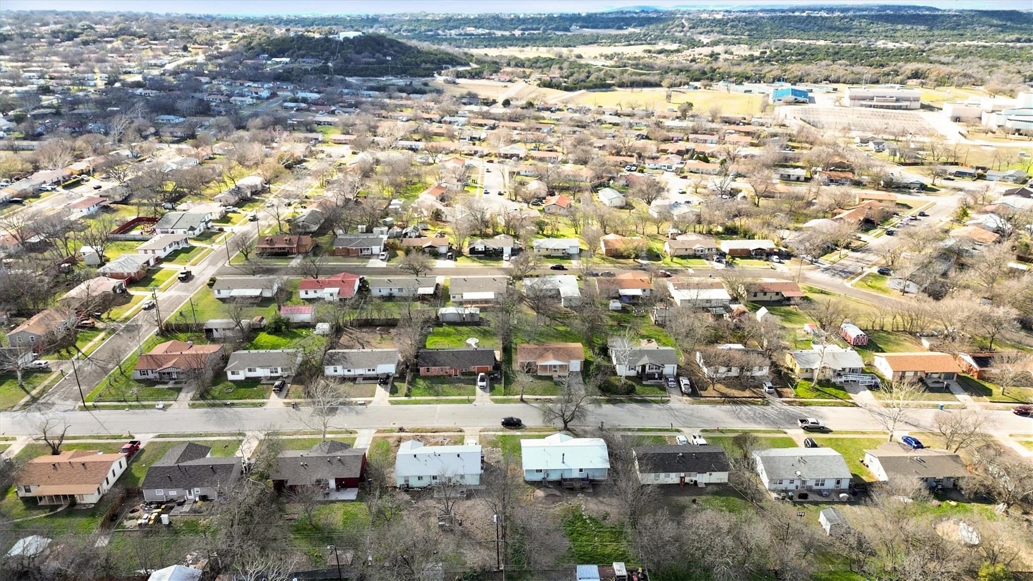 703 S 13th St, Copperas Cove, TX 76522