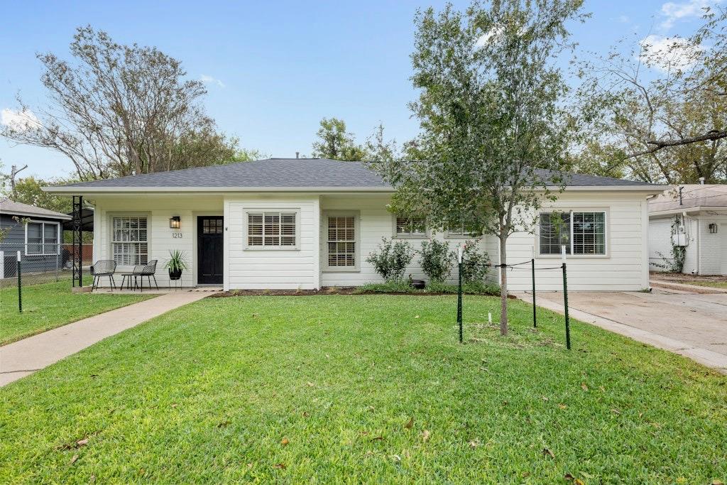 1213 S Church St, Georgetown, TX 78626