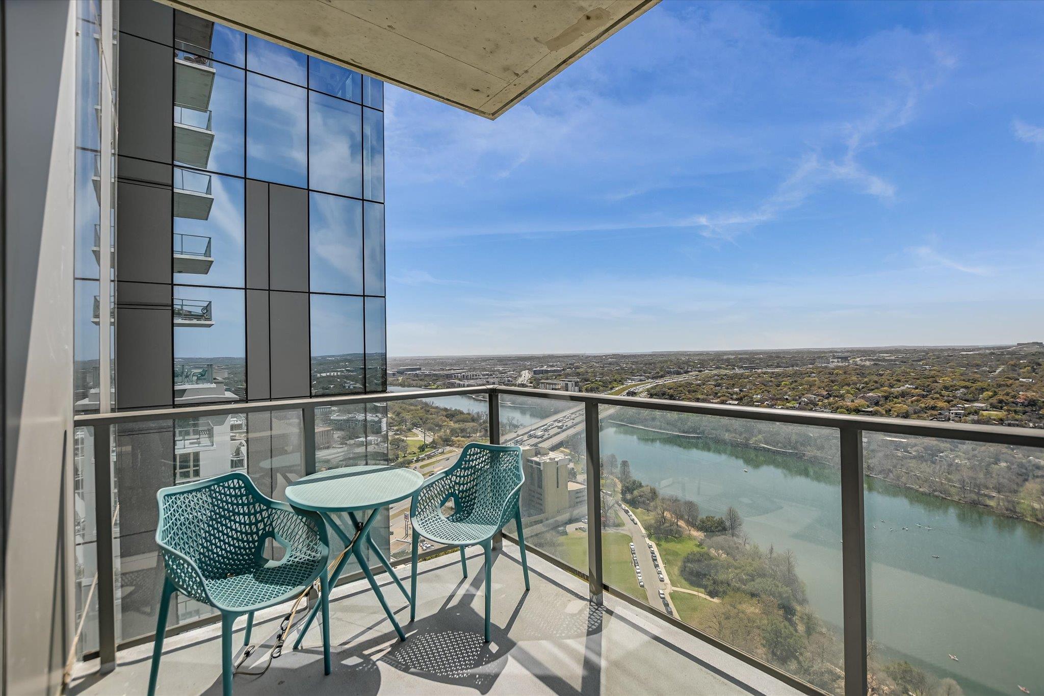 44 East Ave # 3001, Austin, TX 78701