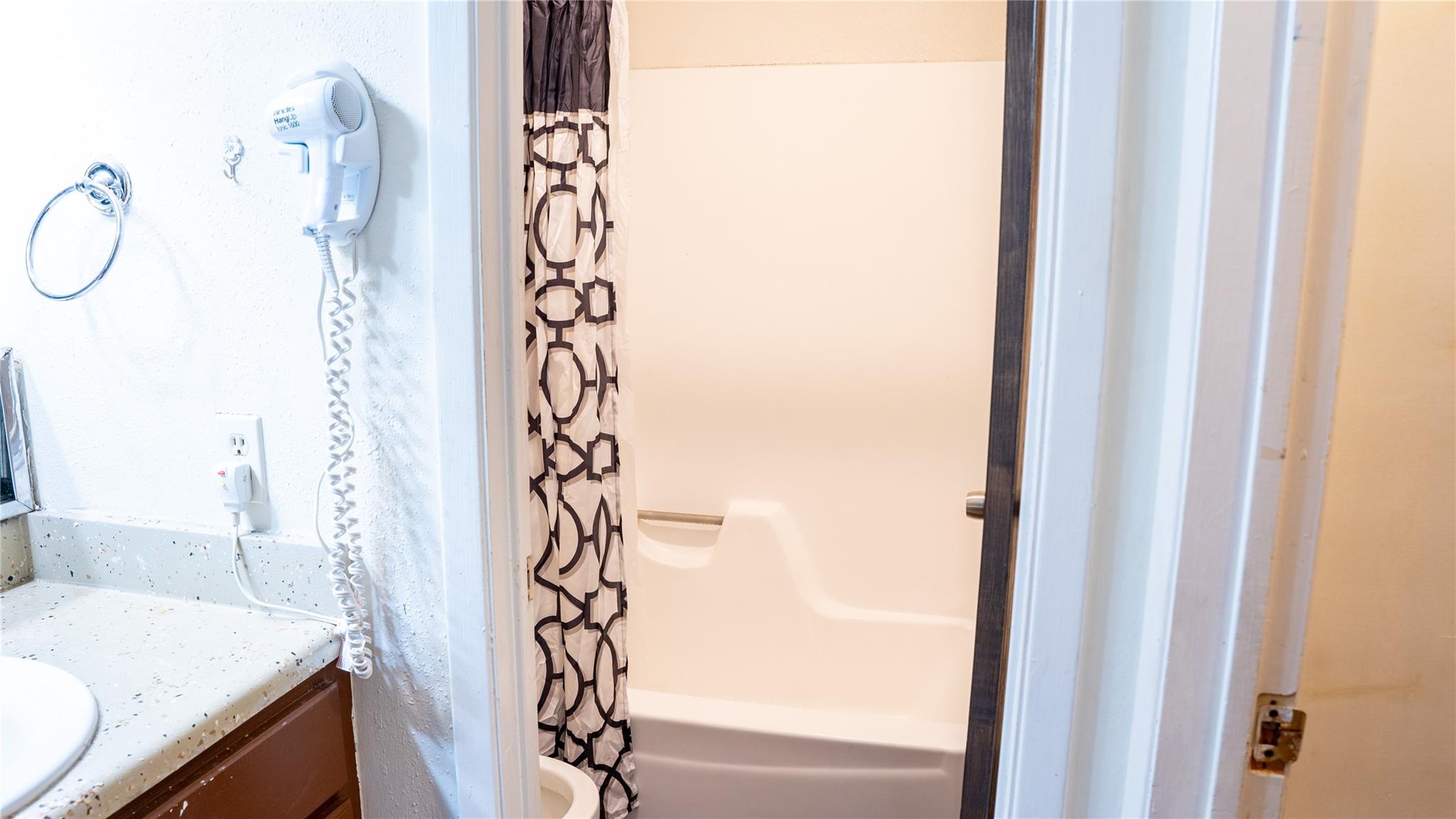 701 W 25th St, Austin, TX 78705