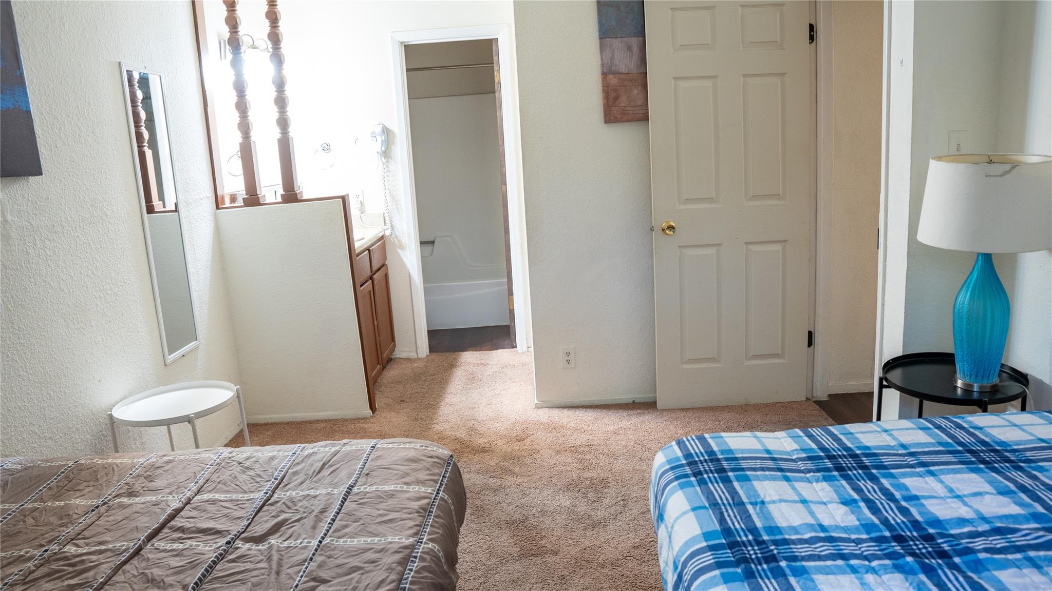 701 W 25th St, Austin, TX 78705