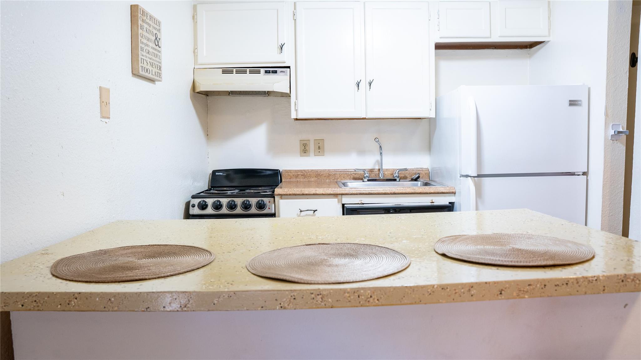 701 W 25th St, Austin, TX 78705