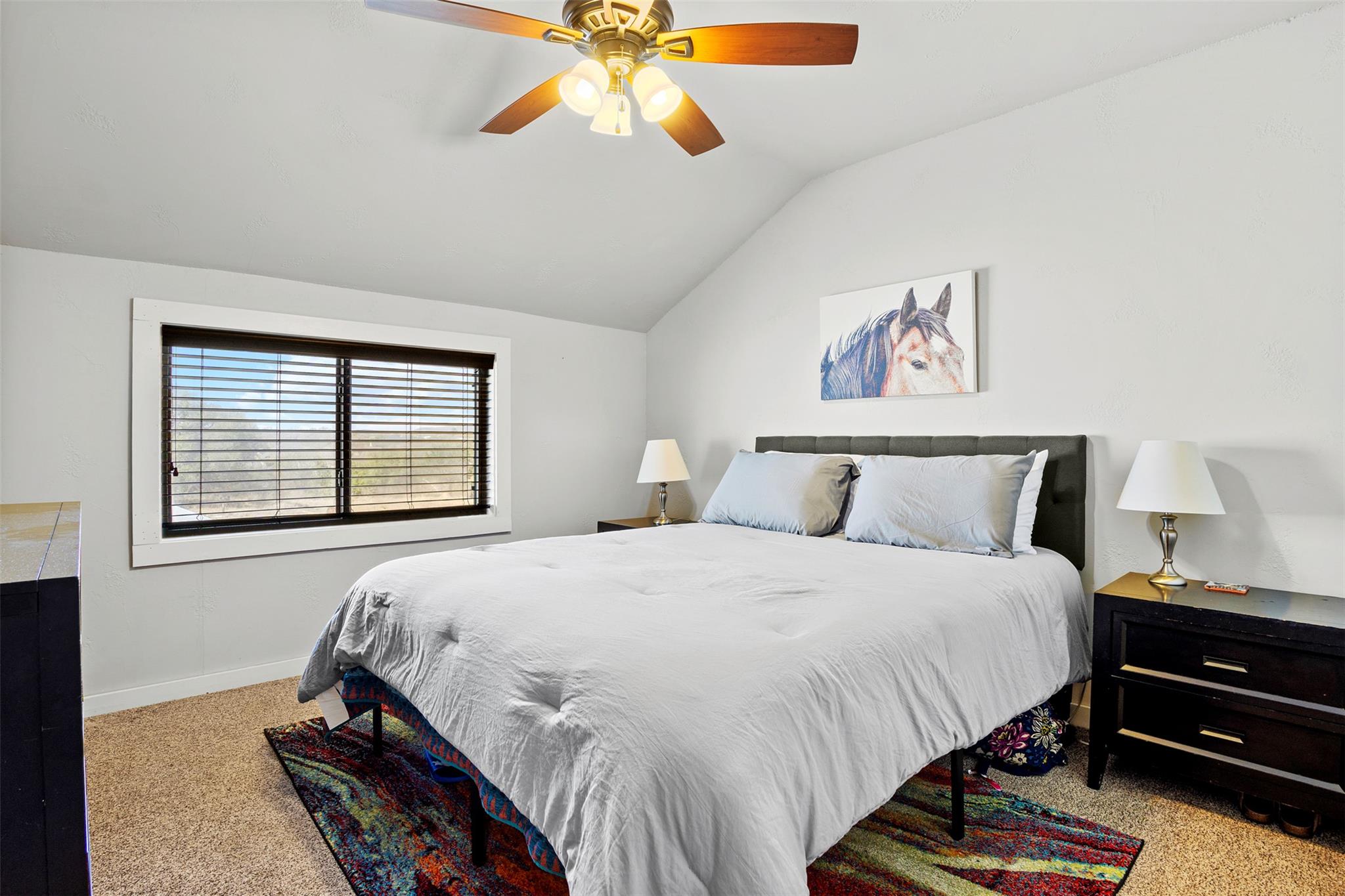 211 Sleepy Oaks Dr, Kingsland, TX 78639
