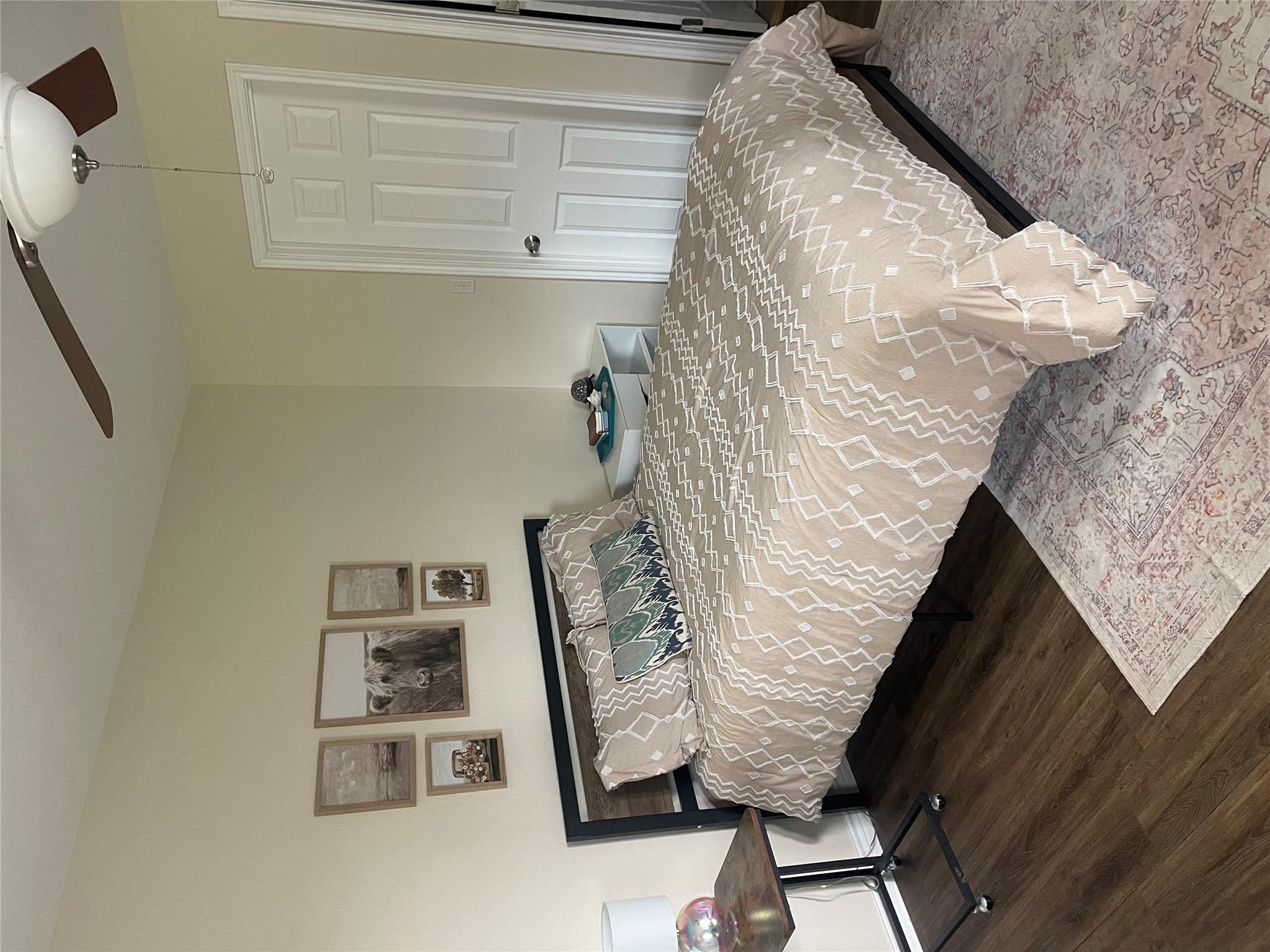 207 Oakwood Loop, San Marcos, TX 78666