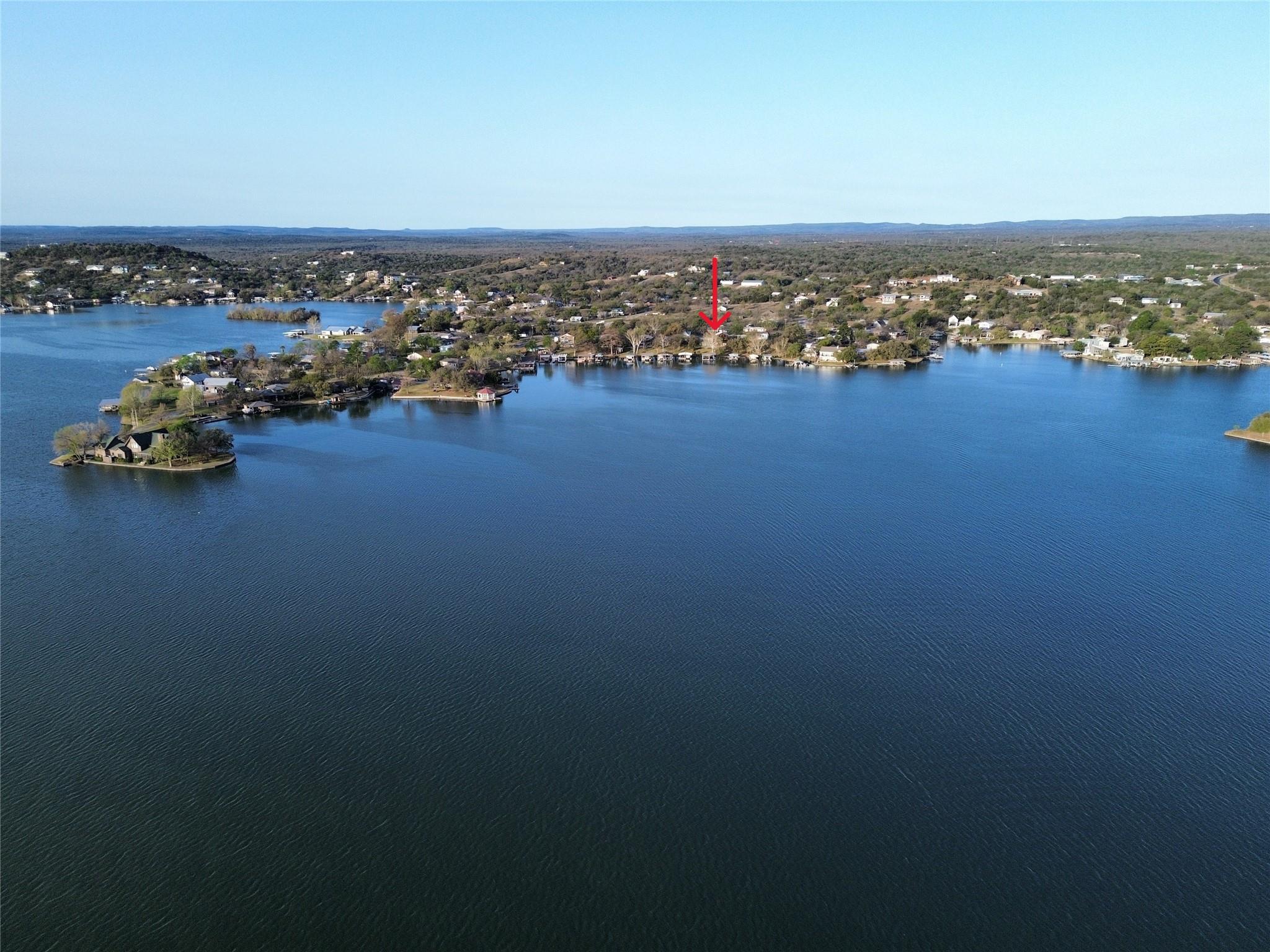 407 W Lakeshore Dr, Sunrise Beach, TX 78643