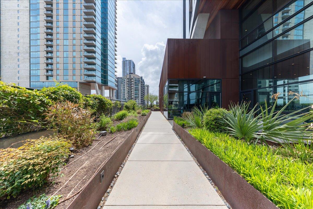 70 Rainey St # 1803, Austin, TX 78701